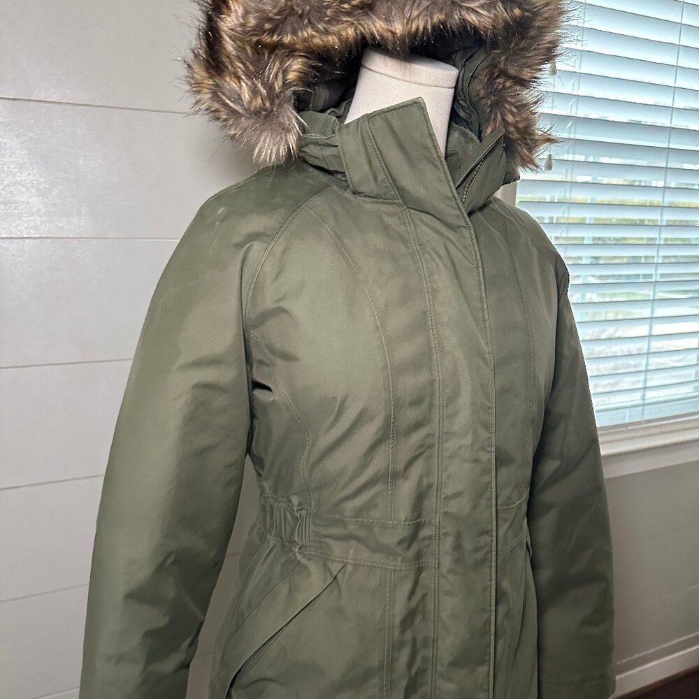 North Face Women's Outer Boroughs Parka- Down-filled Winter Coat- S- taupe